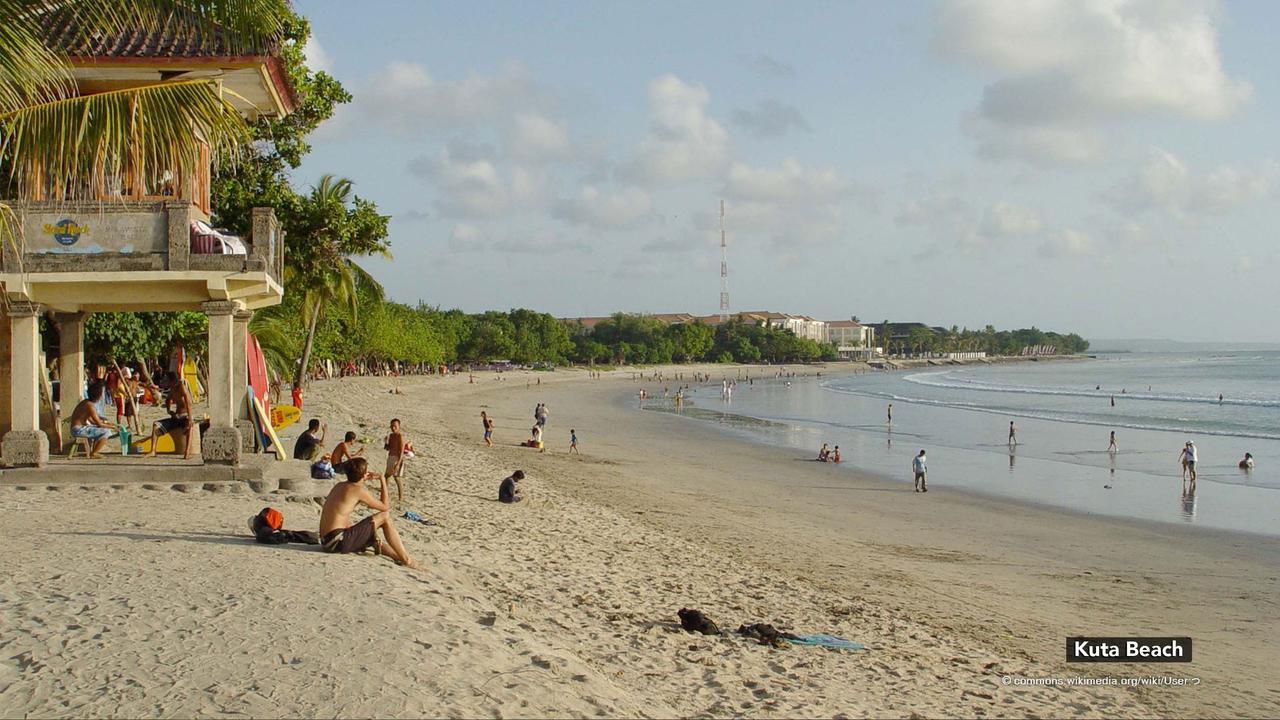 Zen Rooms Kuta Kubu Anyar 2 Bagian luar foto
